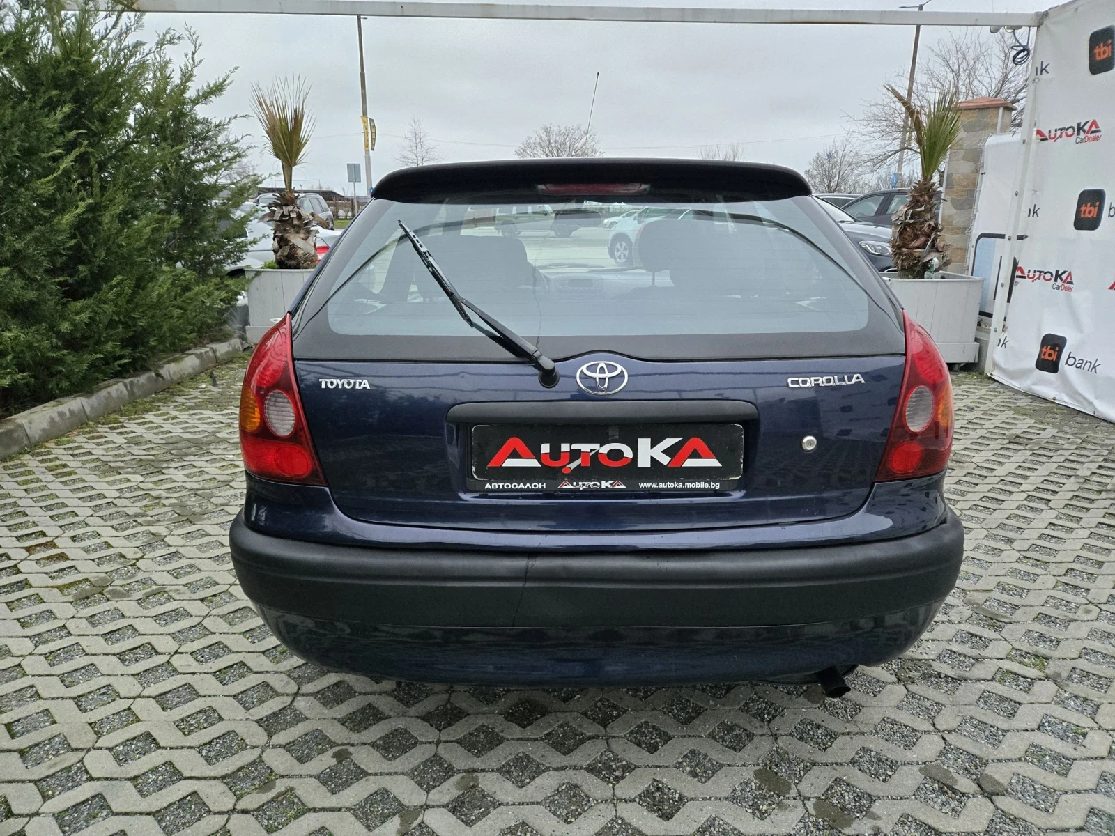 Toyota Corolla 1.4i-97кс= КЛИМАТИК - изображение 4