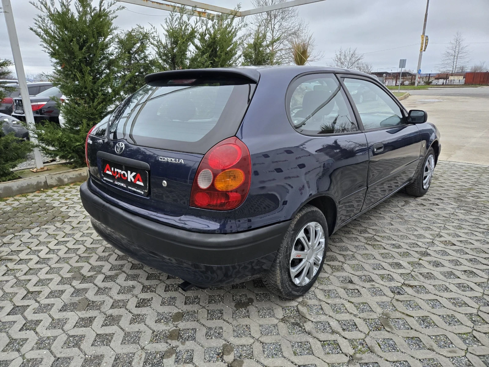 Toyota Corolla 1.4i-97кс= КЛИМАТИК - изображение 3