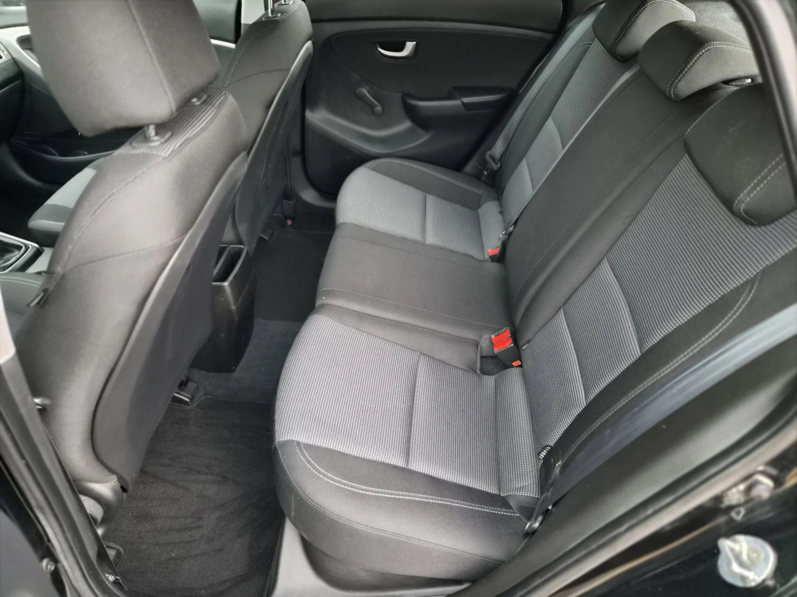 Hyundai I30 1.4 CRDI | Mobile.bg � ����������� 14