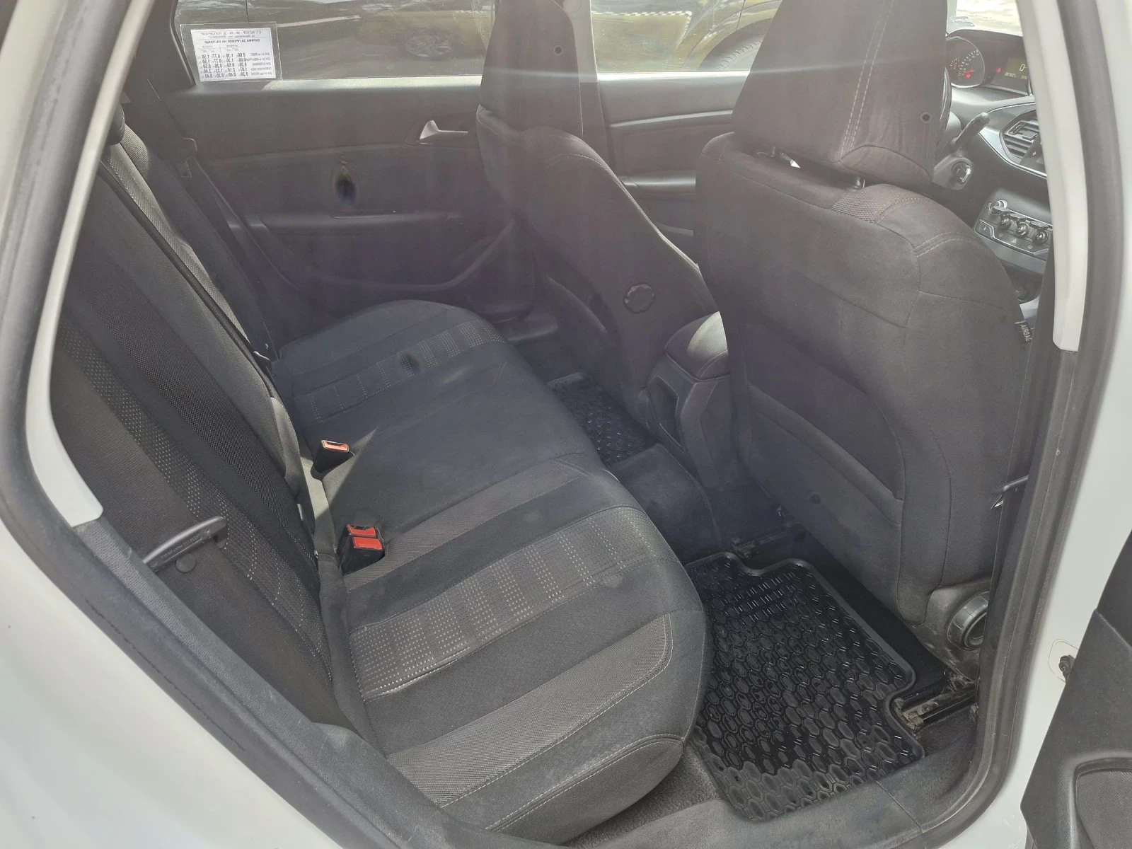 Peugeot 308 1.6 hdi 120, снимка 14 - Автомобили и джипове - 53927198