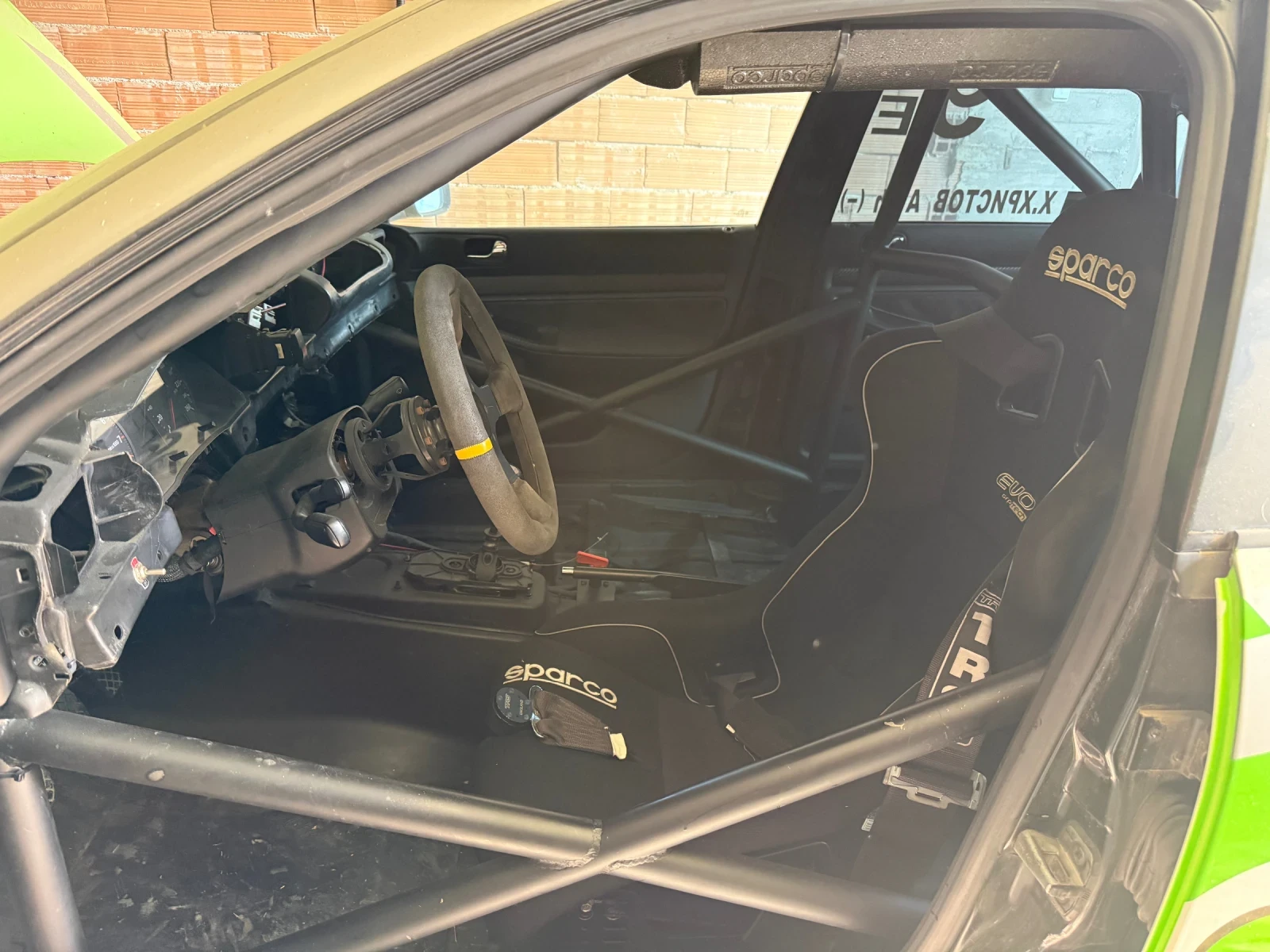 Audi A4 1.8T, снимка 8 - Автомобили и джипове - 54038186