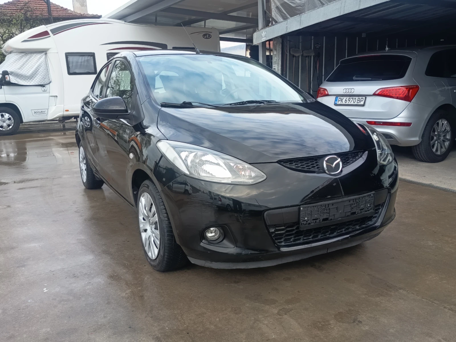 Mazda 2 1.3i, снимка 2 - Автомобили и джипове - 54274372