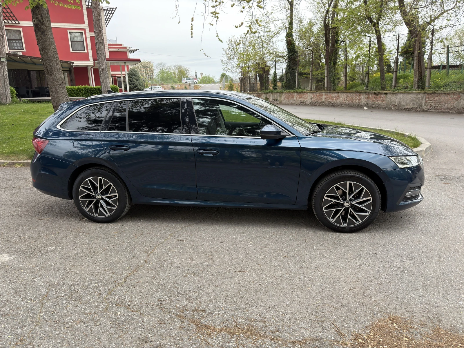 Skoda Octavia, снимка 4 - Автомобили и джипове - 54355295
