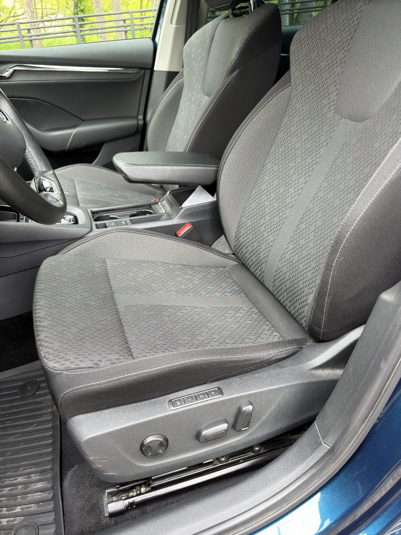 Skoda Octavia, снимка 13 - Автомобили и джипове - 54355295