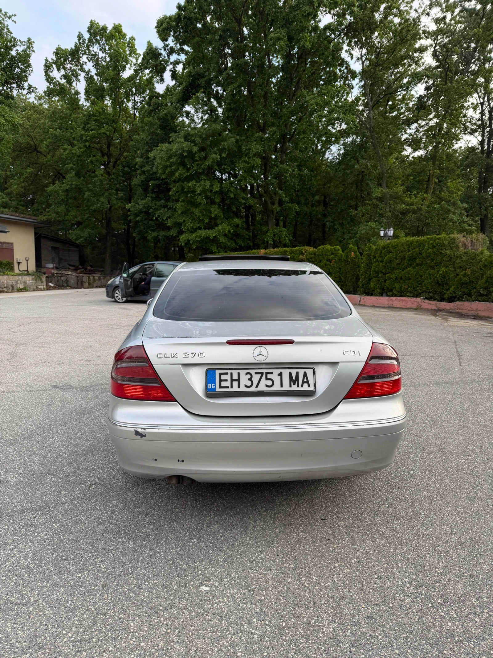 Mercedes-Benz CLK Cdi, снимка 8 - Автомобили и джипове - 54654871