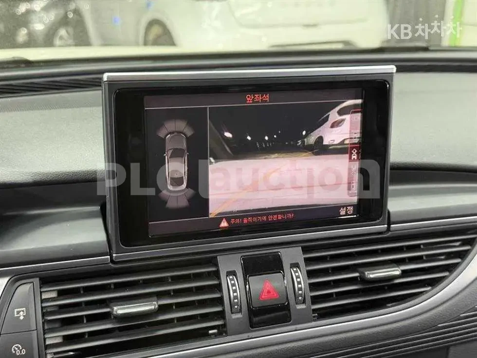 Audi A7 | DISTRONIC | HUD | BOSE | ШИБИДАХ | , снимка 12 - Автомобили и джипове - 54656393