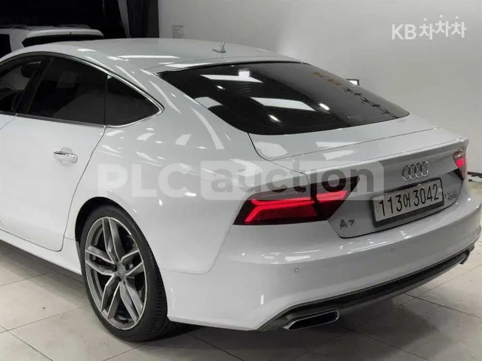 Audi A7 | DISTRONIC | HUD | BOSE | ШИБИДАХ | , снимка 4 - Автомобили и джипове - 54656393