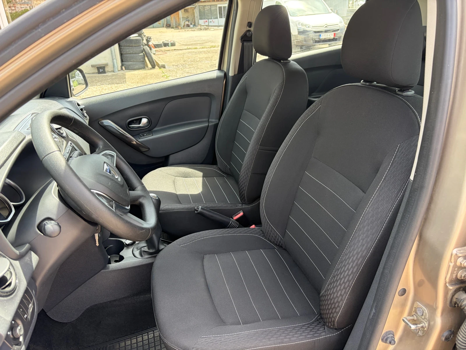 Dacia Sandero 1.0Tce 101hp 46000km! | Mobile.bg � ����������� 10