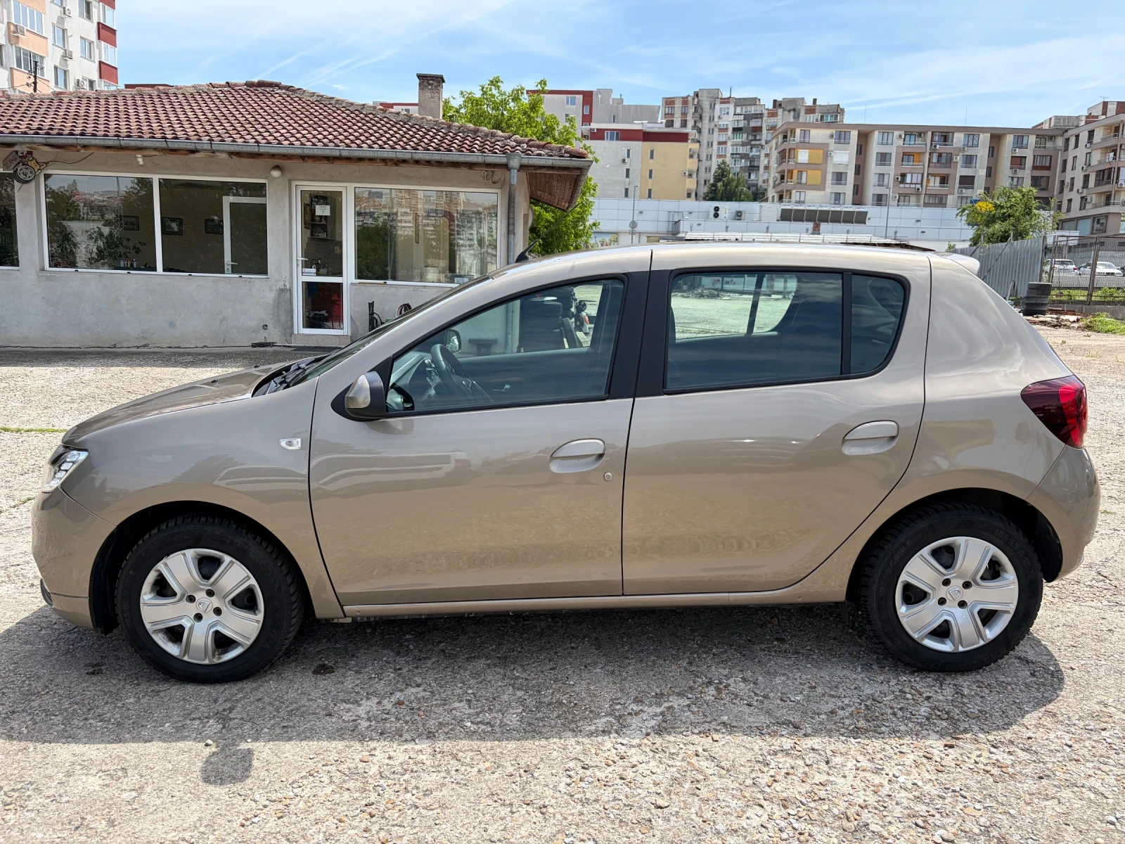 Dacia Sandero 1.0Tce 101hp 46000km! | Mobile.bg � ����������� 4