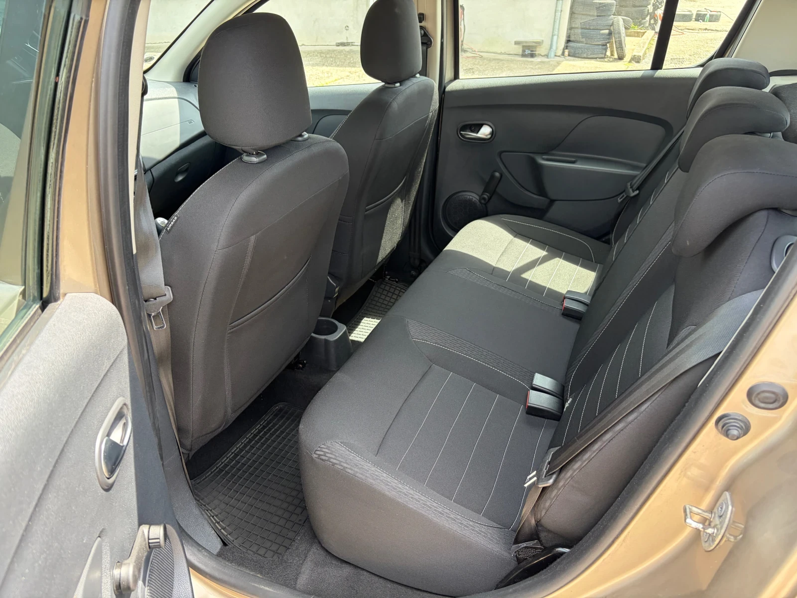 Dacia Sandero 1.0Tce 101hp 46000km! | Mobile.bg � ����������� 11