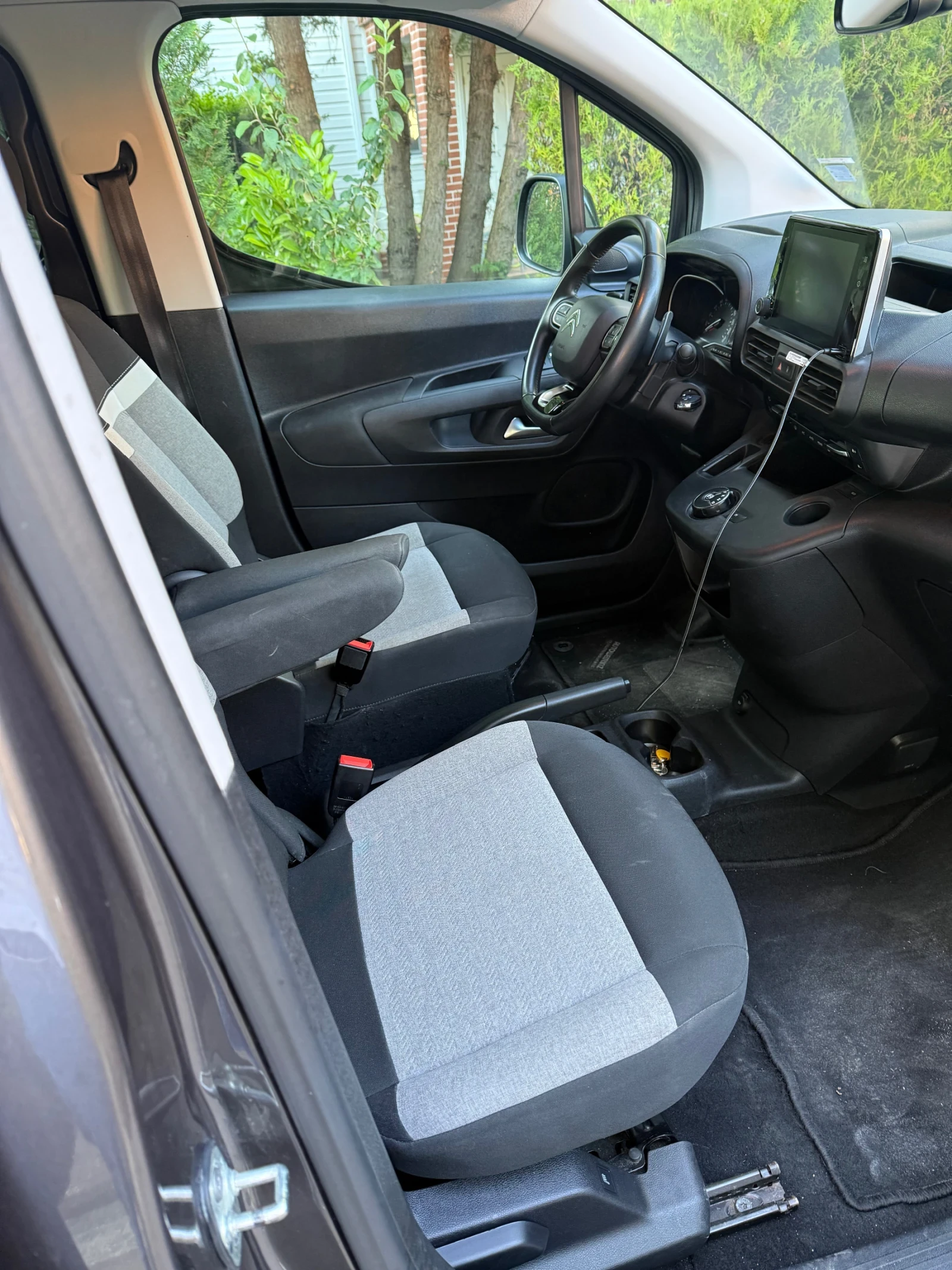 Citroen Berlingo пътнически , автоматик, снимка 14 - Автомобили и джипове - 54962675