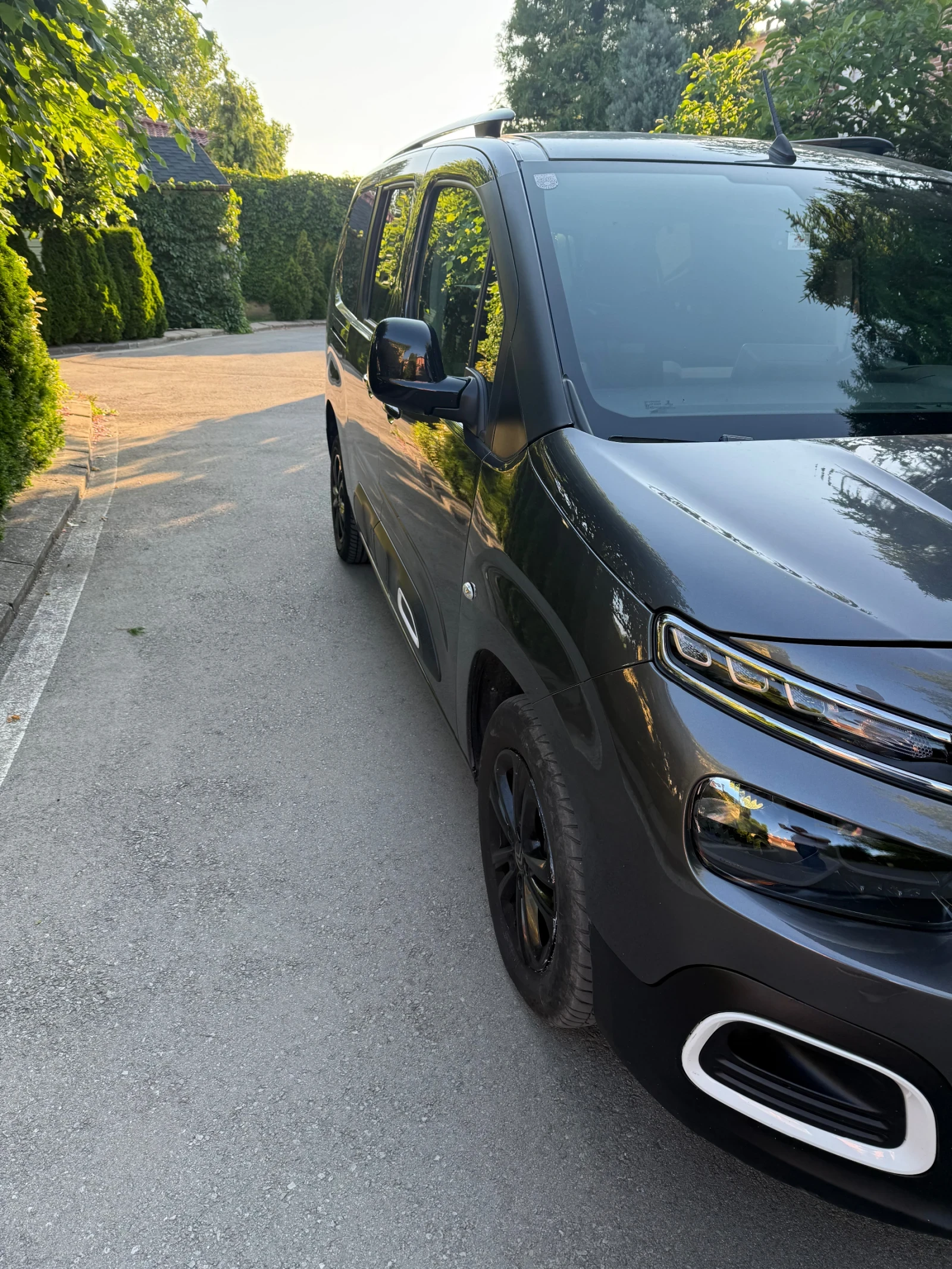 Citroen Berlingo пътнически , автоматик, снимка 3 - Автомобили и джипове - 54962675