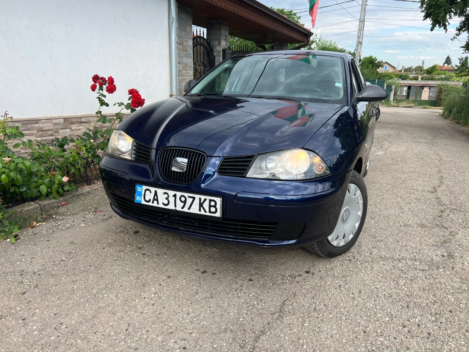 Seat Ibiza КАТО НОВА ! 2008 г, снимка 4 - Автомобили и джипове - 54976328