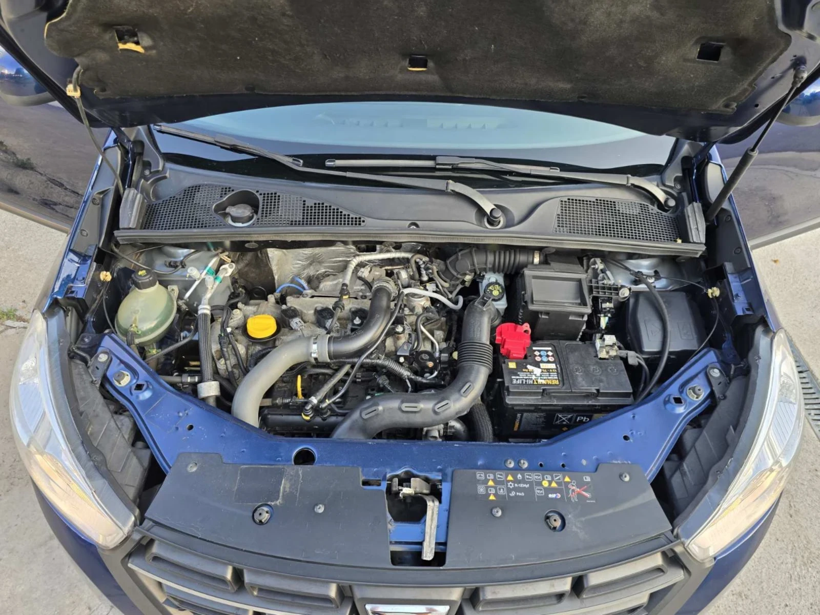 Dacia Lodgy 1.2 КЛИМА, НАВИГАЦИЯ , снимка 16 - Автомобили и джипове - 55139266