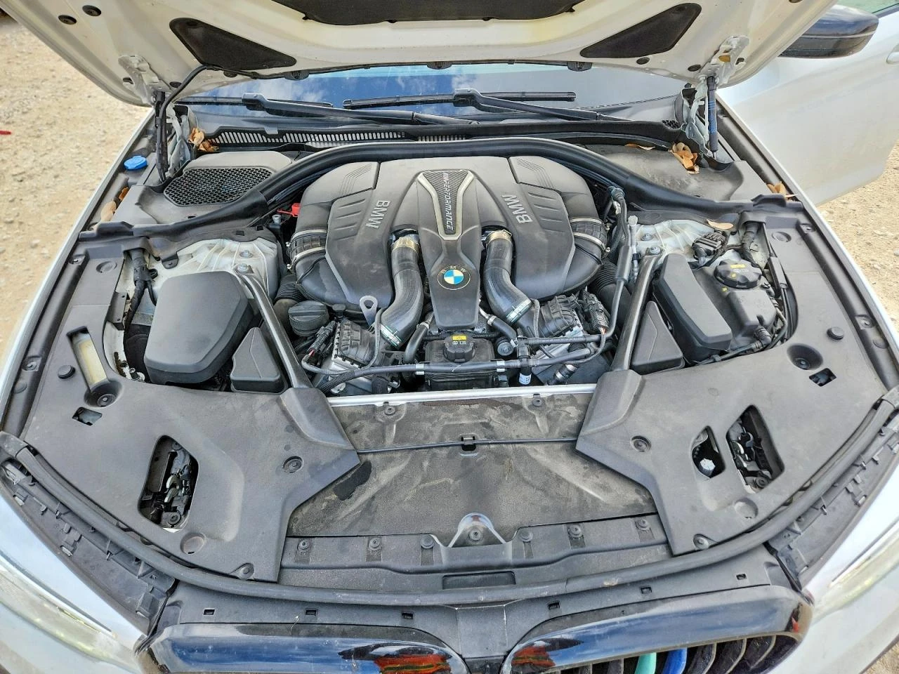 BMW 550 M550i* XDRIVE* ПОДГРЕВ* ОБДУХВАНЕ* 360* КАМЕРА* , снимка 11 - Автомобили и джипове - 55925532