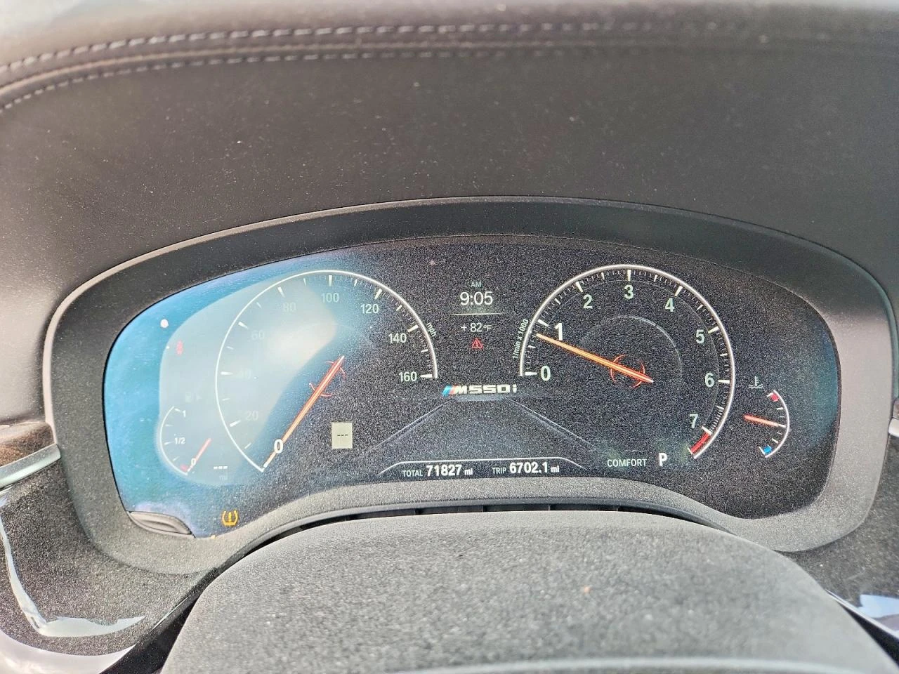 BMW 550 M550i* XDRIVE* ПОДГРЕВ* ОБДУХВАНЕ* 360* КАМЕРА* , снимка 9 - Автомобили и джипове - 55925532