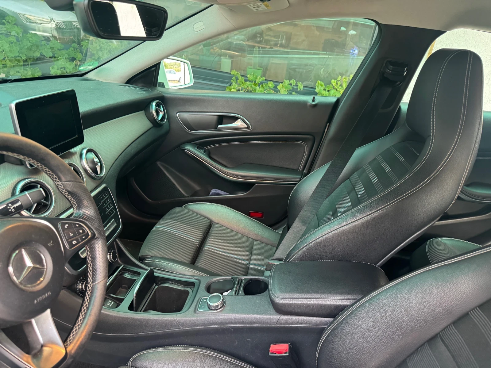 Mercedes-Benz CLA 200 Shooting brake, снимка 10 - Автомобили и джипове - 55969721
