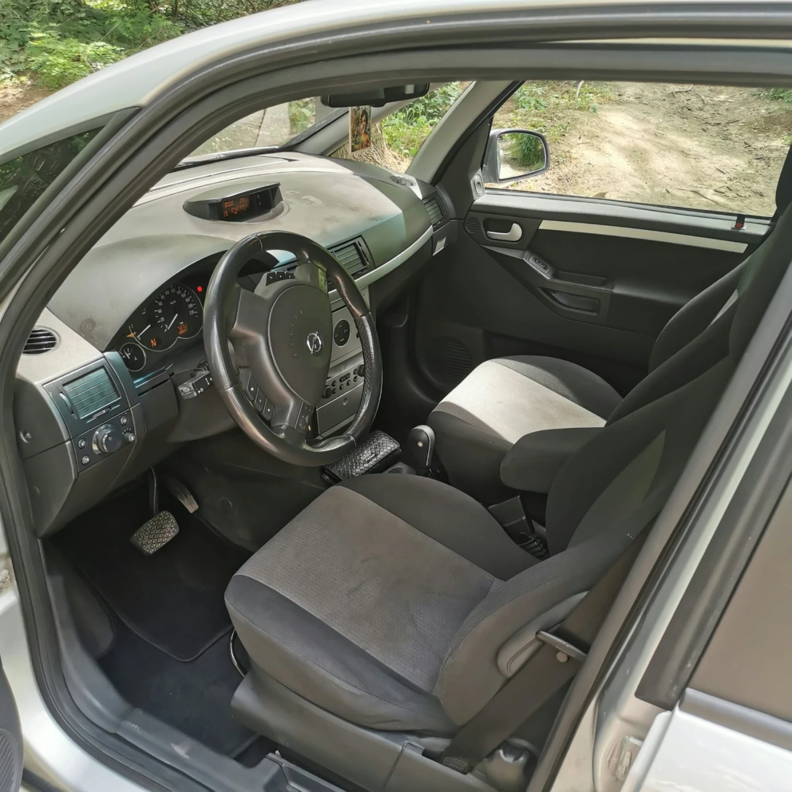 Opel Meriva, снимка 12 - Автомобили и джипове - 56346504