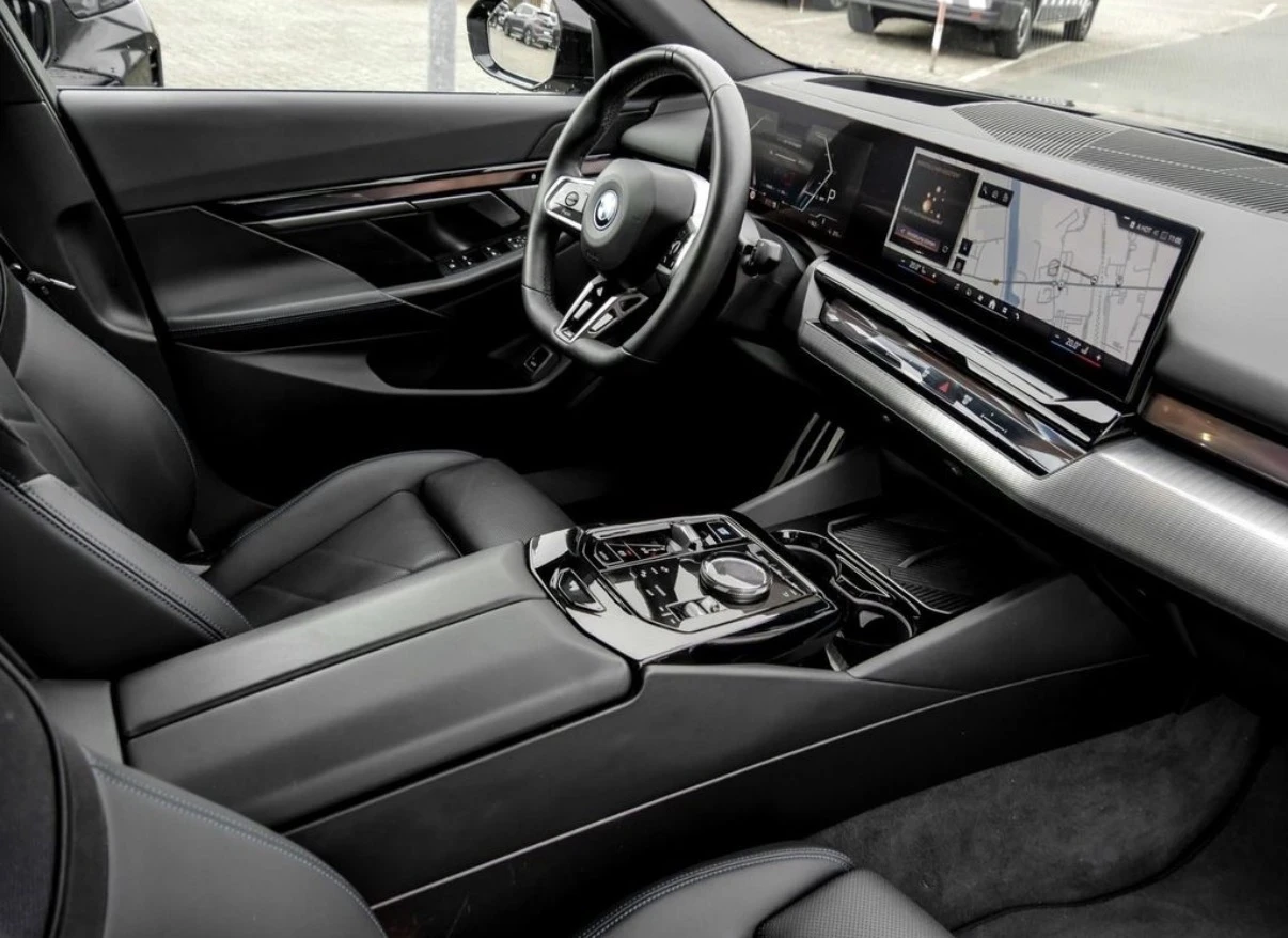 BMW i5 eDrive40 M Sport HUD ACC AHK 360 KAM RFK LED  .   | Mobile.bg � ����������� 5