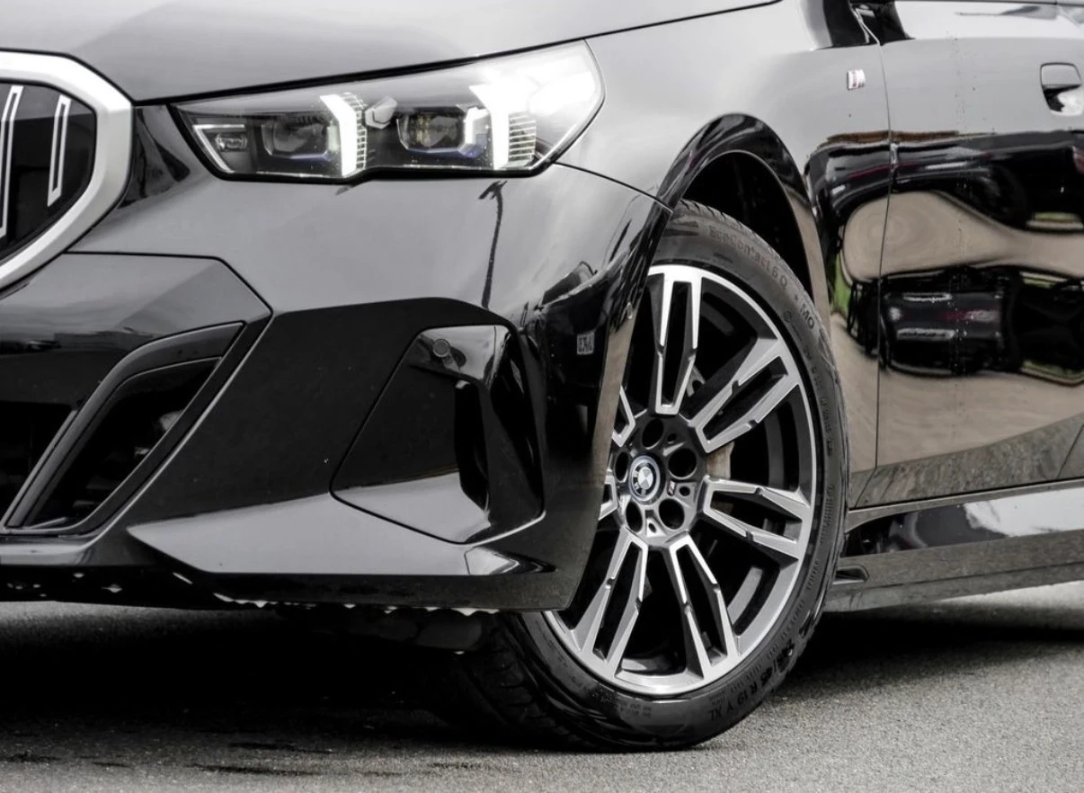 BMW i5 eDrive40 M Sport HUD ACC AHK 360 KAM RFK LED  .   | Mobile.bg � ����������� 2