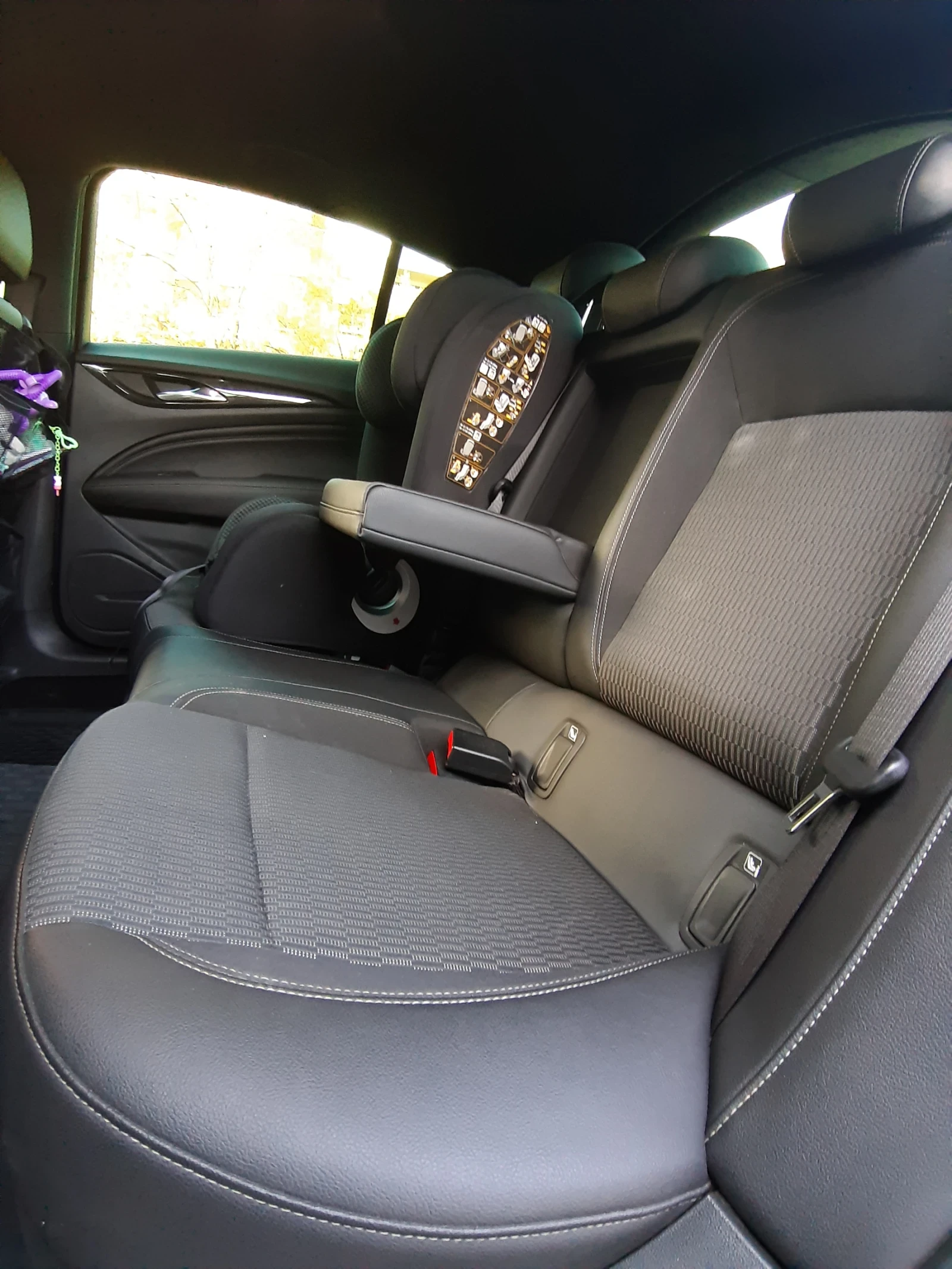 Opel Insignia Grand Sport 1, 6 CDTI  GSI automatic, снимка 11 - Автомобили и джипове - 56656504