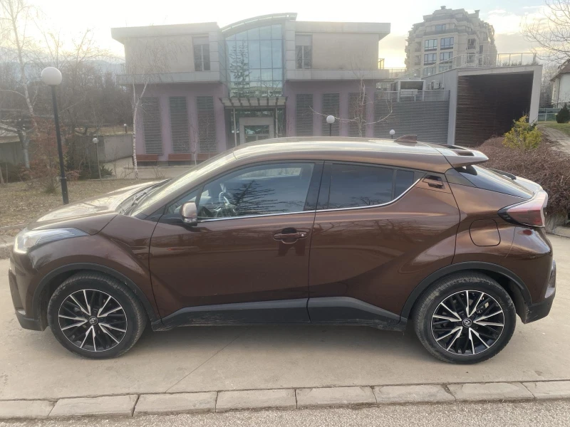 Toyota C-HR от TOYOTA БЪЛГАРИЯ, снимка 4 - Автомобили и джипове - 49069391