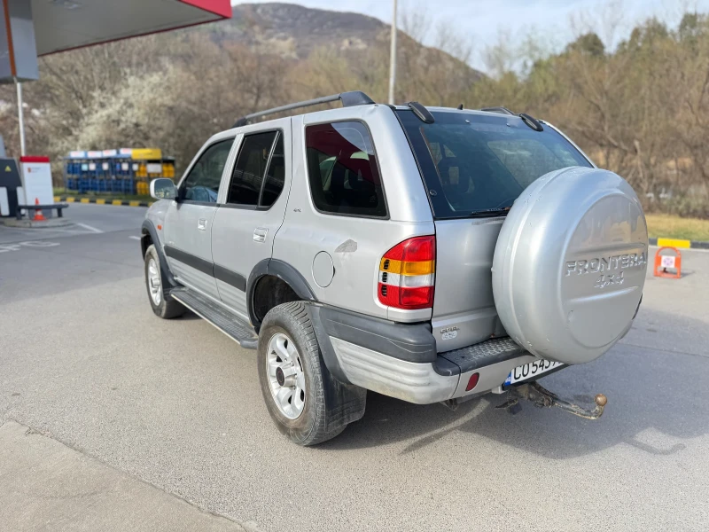 Opel Frontera 2.2 DTI, снимка 8 - Автомобили и джипове - 49520660