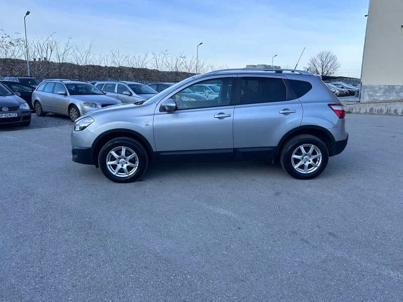 Nissan Qashqai 2.0TDI FACELIFT, снимка 8 - Автомобили и джипове - 52709224