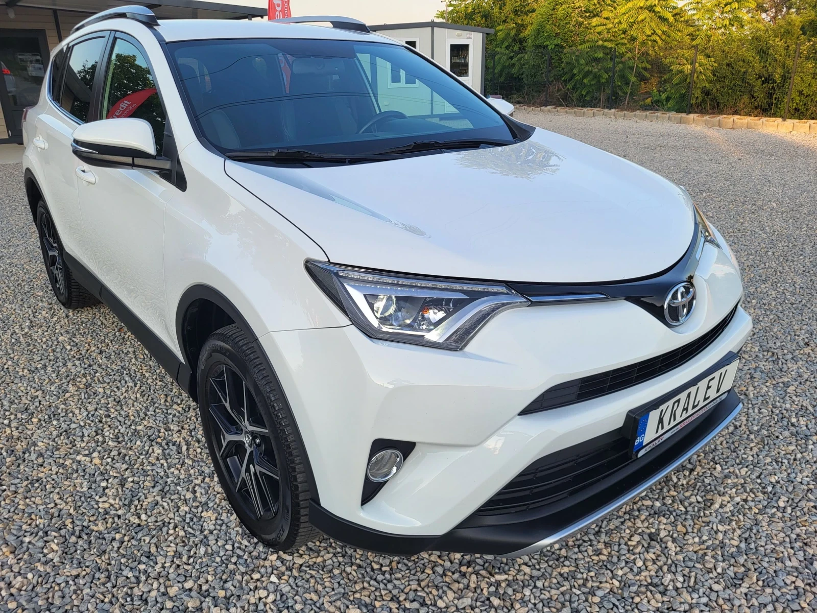 Toyota Rav4 2.0D4D  КОЖА/НАВИГАЦИЯ/КАМЕРА, снимка 1