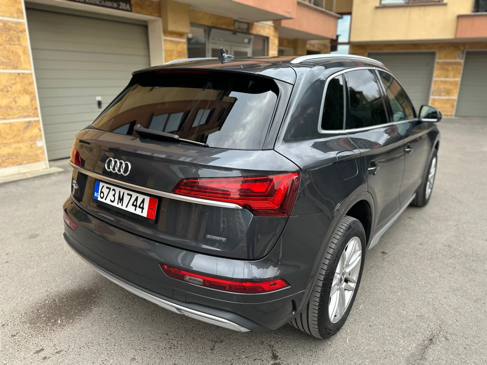 Audi Q5 2.0 TFSI Quattro Mild Hybrid  - изображение 4