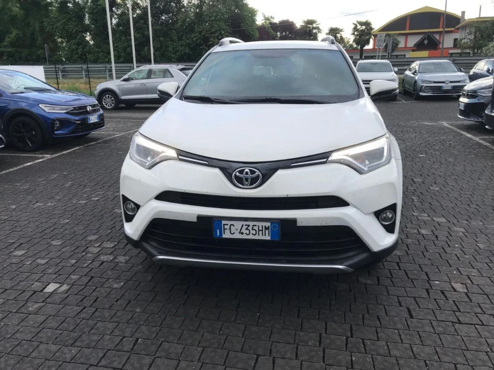 Toyota Rav4 2.0D4D  КОЖА/НАВИГАЦИЯ/КАМЕРА - изображение 2