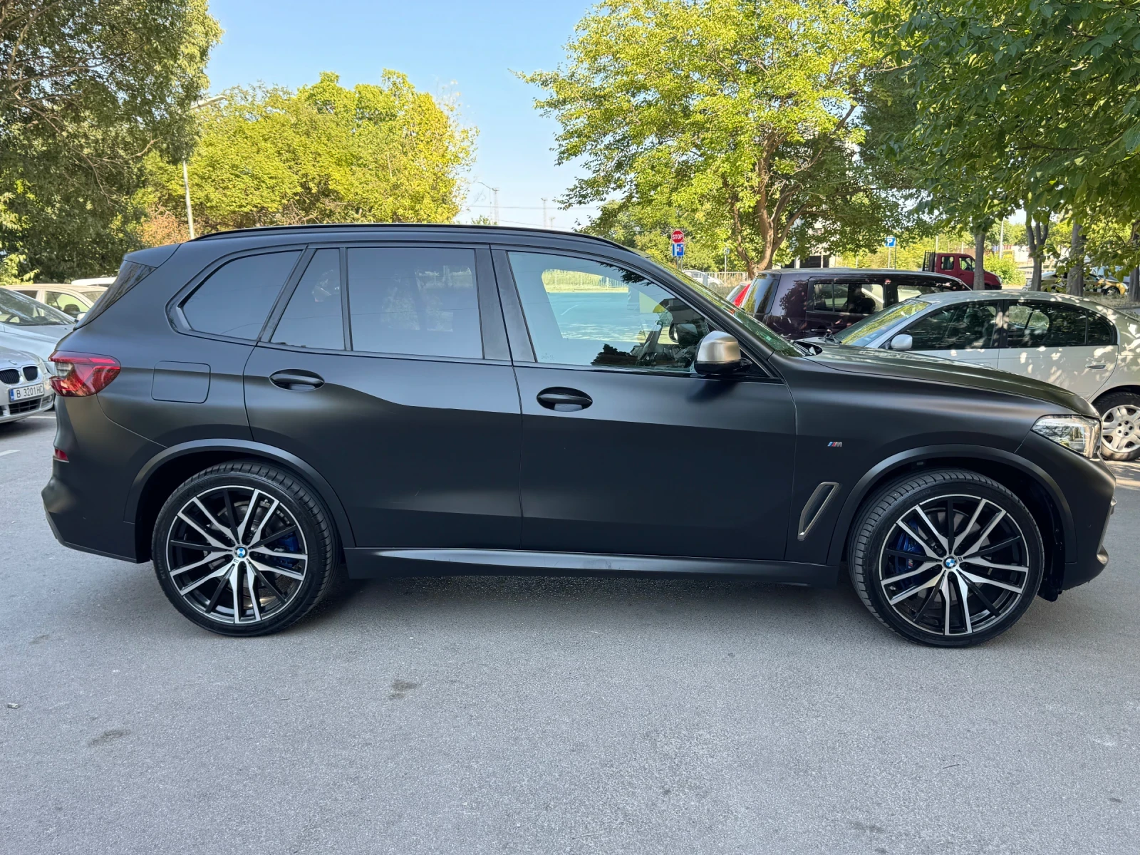 BMW X5 M50D - изображение 5