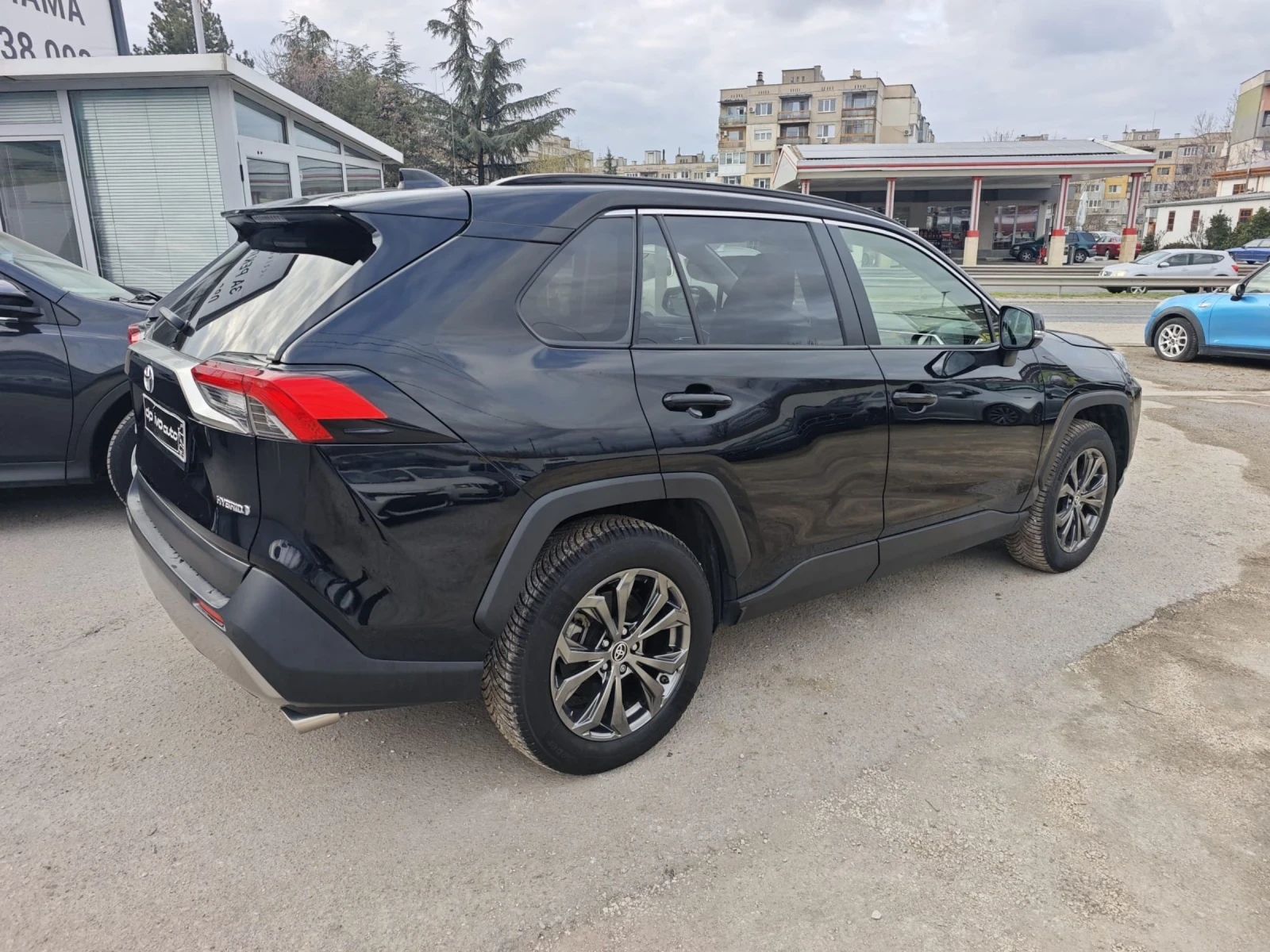 Toyota Rav4 HYBRID , снимка 5 - Автомобили и джипове - 53726046