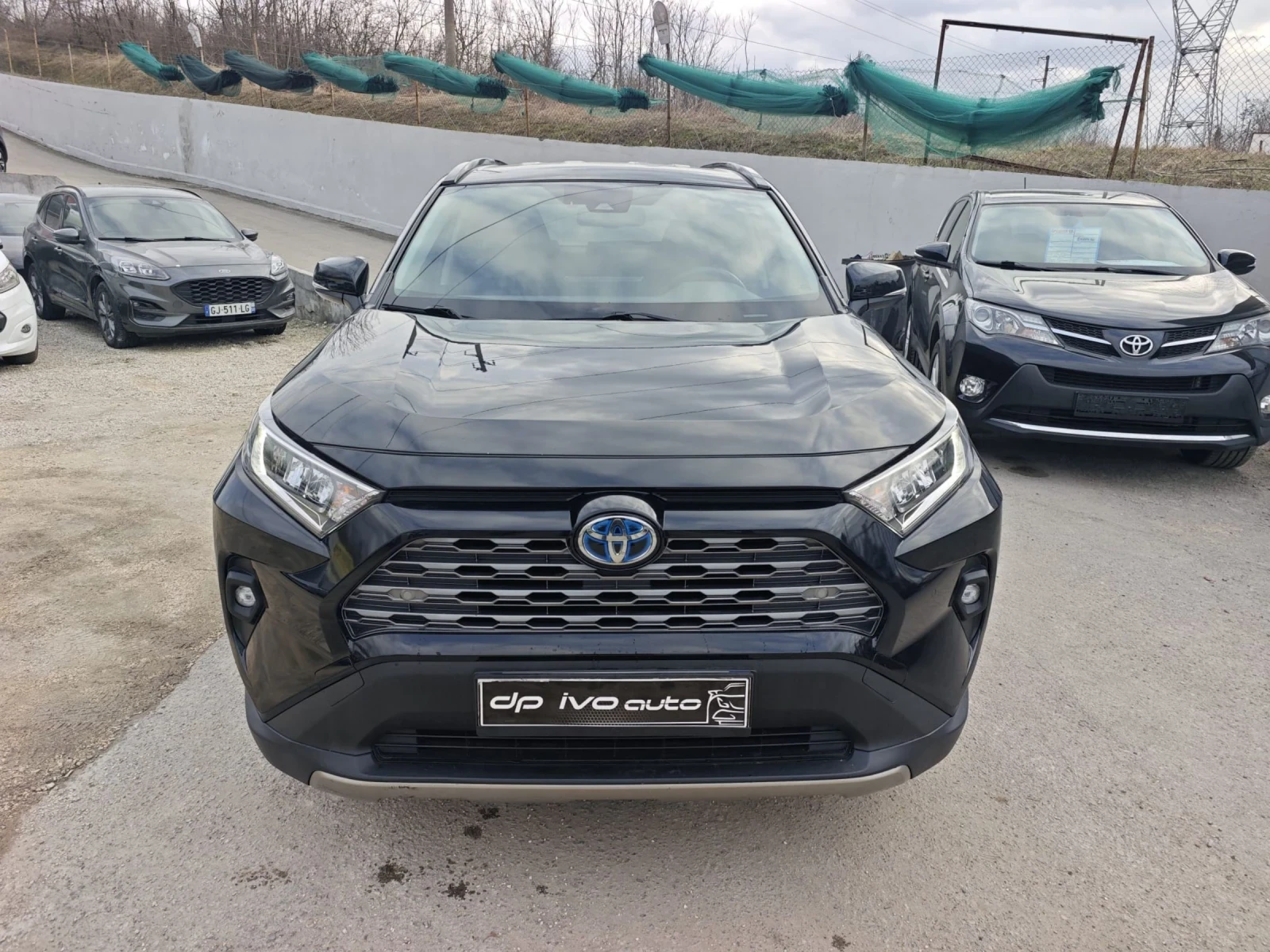 Toyota Rav4 HYBRID , снимка 8 - Автомобили и джипове - 53726046