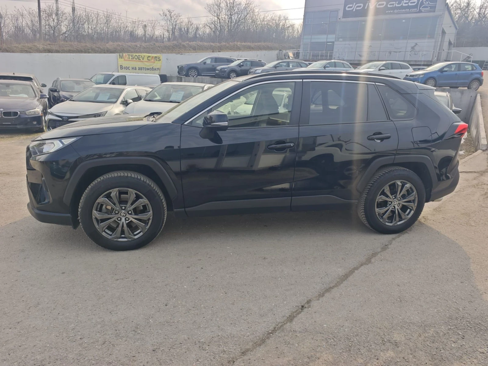 Toyota Rav4 HYBRID , снимка 15 - Автомобили и джипове - 53726046