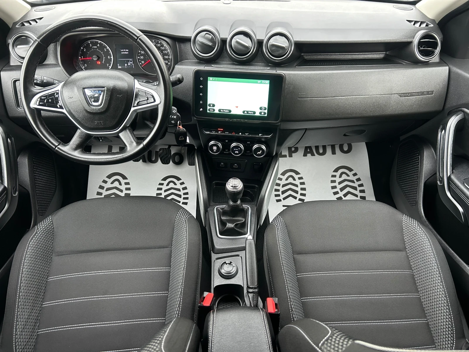 Dacia Duster * 1.5* DCI* 115к.с* 4WD* BlindSpot* , снимка 8 - Автомобили и джипове - 53965485