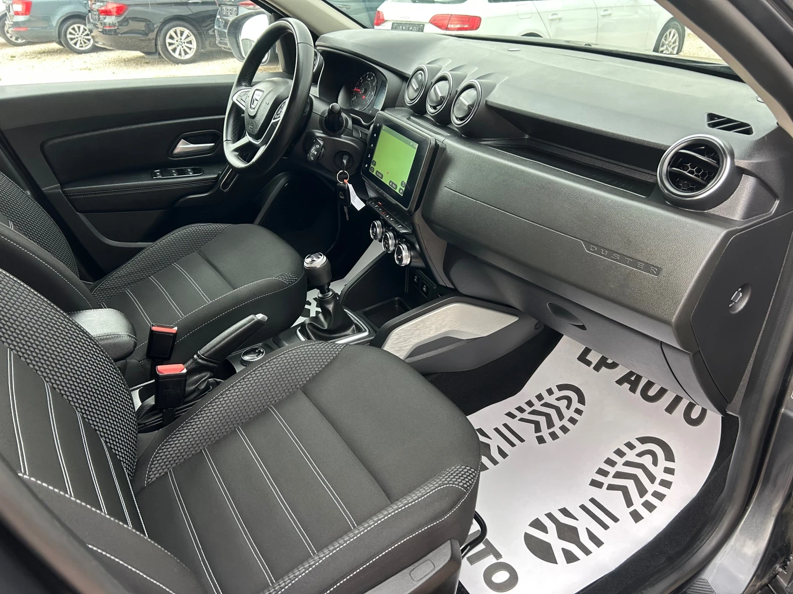 Dacia Duster * 1.5* DCI* 115к.с* 4WD* BlindSpot* , снимка 7 - Автомобили и джипове - 53965485