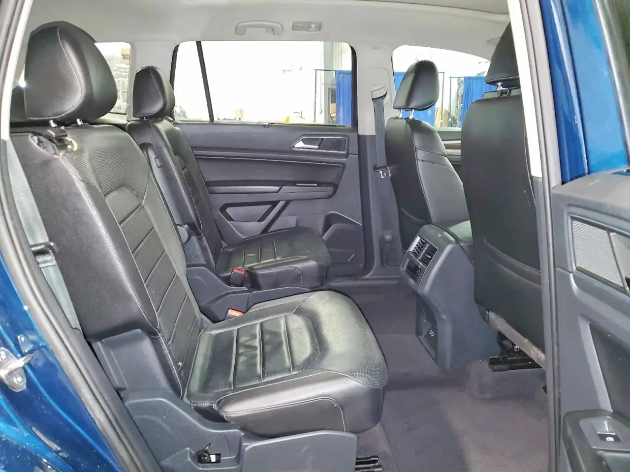 VW Atlas, снимка 10 - Автомобили и джипове - 54642213