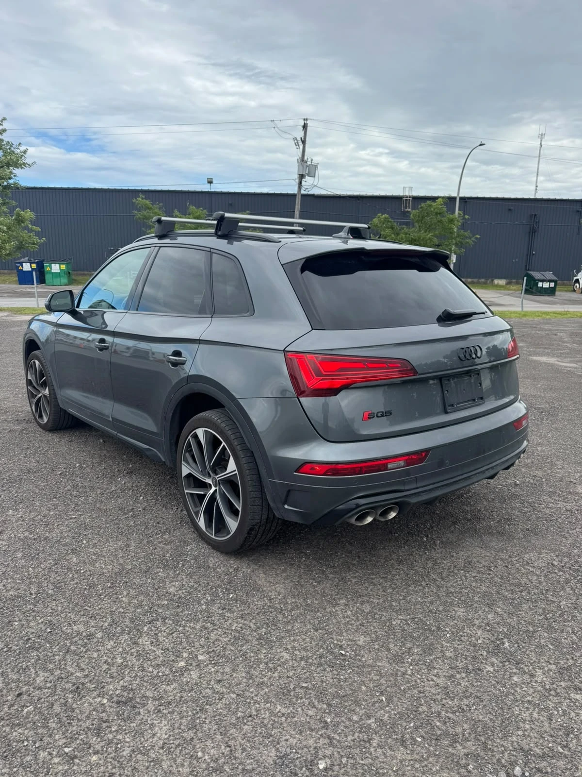Audi SQ5 PROGRESSIV/ PANORAMA/KEYLESS/ CARFAX, снимка 2 - Автомобили и джипове - 55409037