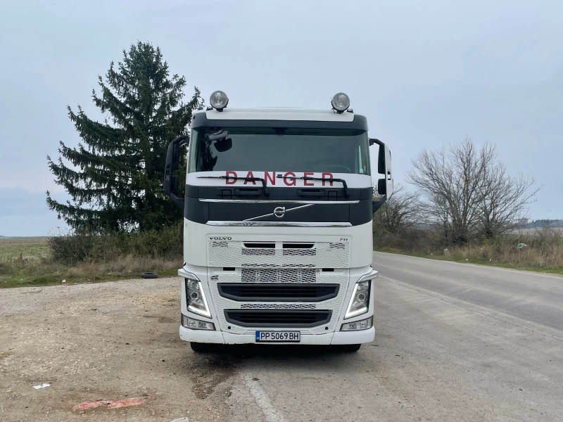 Volvo Fh Самосвал 8х4 500bhp, снимка 4 - Камиони - 52598612