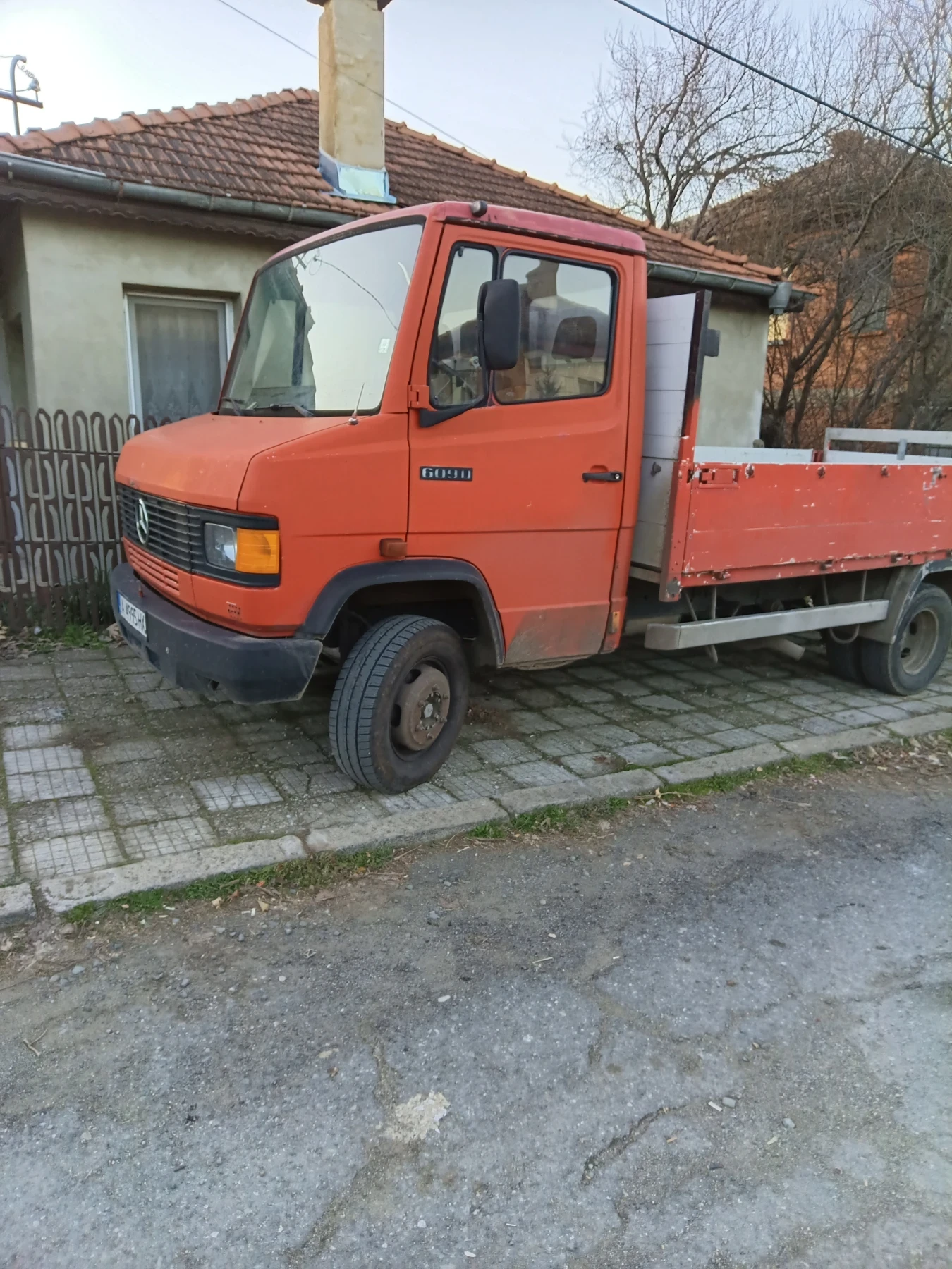 Mercedes-Benz 609 Бордови , снимка 4 - Камиони - 54230469