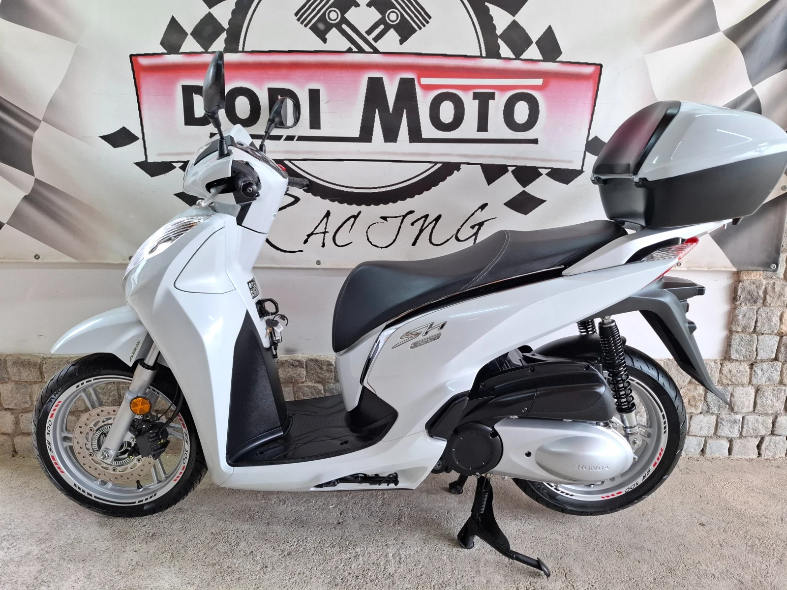 Honda Sh FULL LED / ABS * * *  - изображение 3