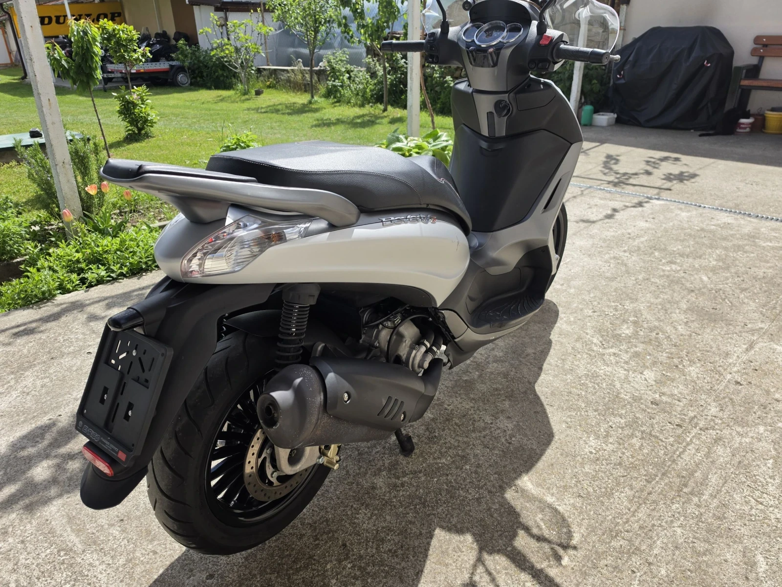 Piaggio Beverly 300i ABS ASR, снимка 5 - Мотоциклети и мототехника - 54542492