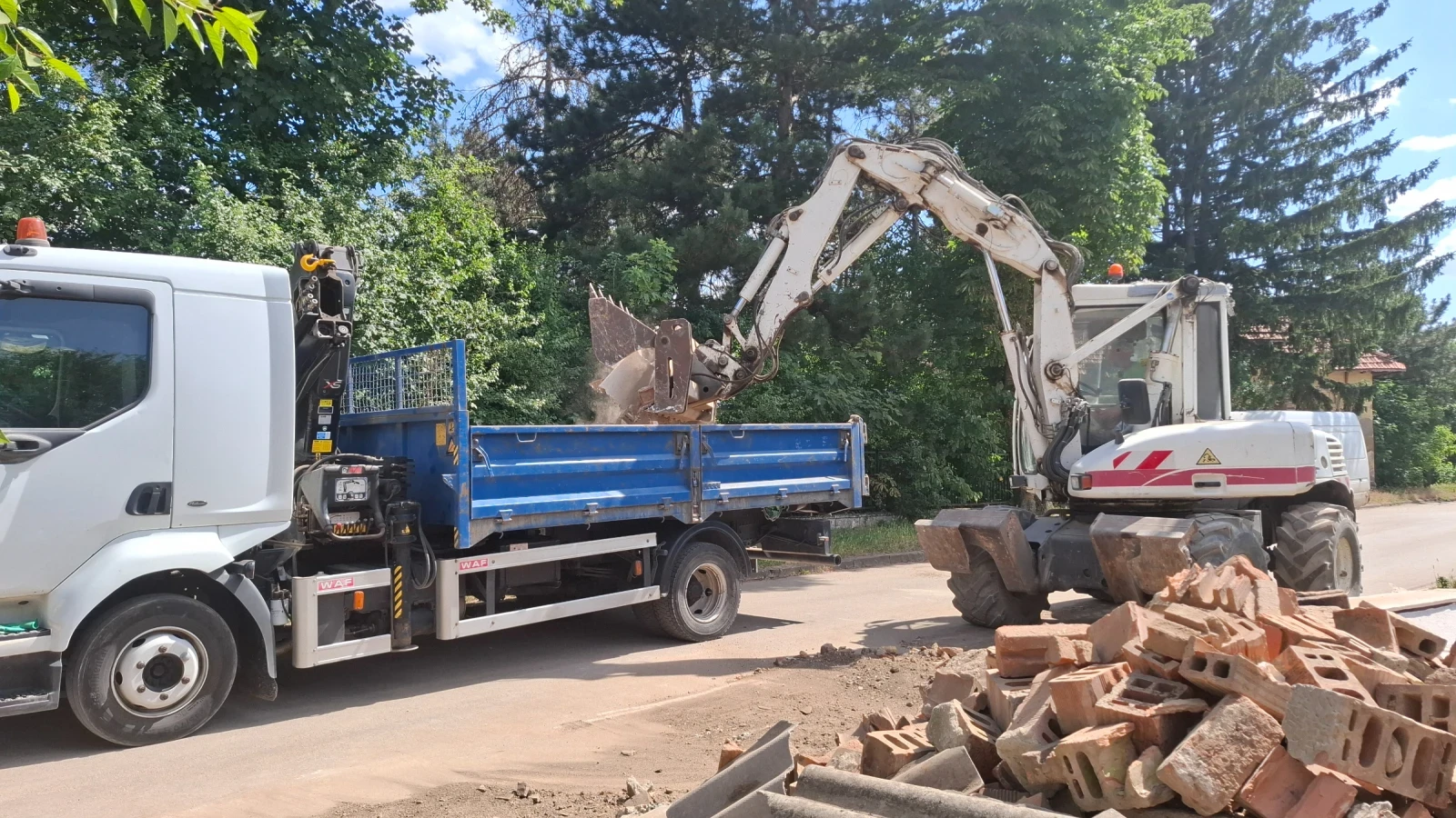  MECALAC 12 MXT+ 2+ +   | Mobile.bg   16