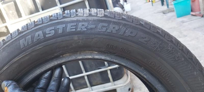 Гуми Зимни 185/60R14, снимка 4 - Гуми и джанти - 29887473