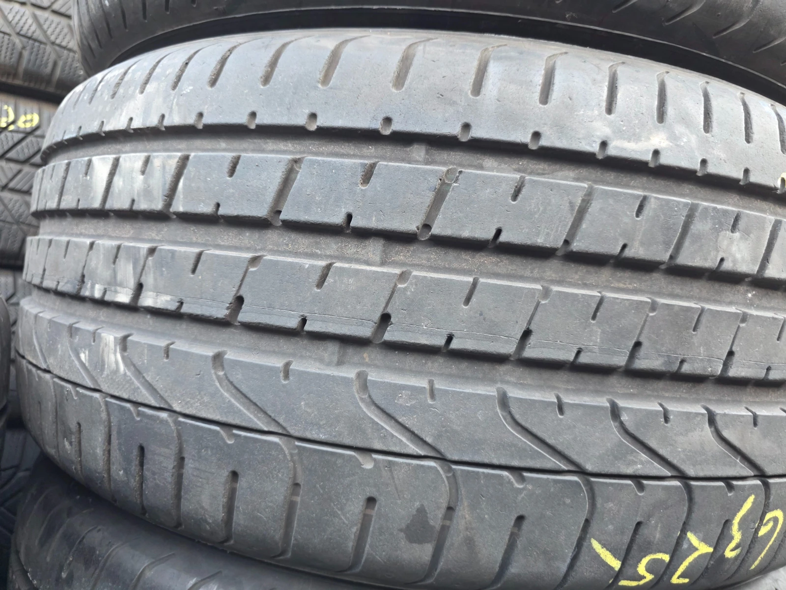 Гуми Летни 265/35R20, снимка 3 - Гуми и джанти - 55479041