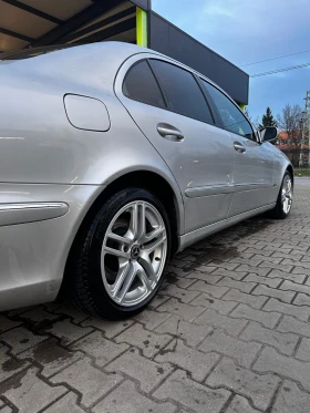 Mercedes-Benz E 270, снимка 2