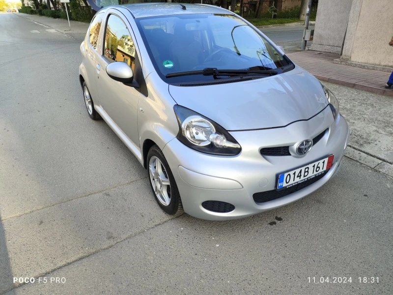 Toyota Aygo, снимка 1 - Автомобили и джипове - 45231904