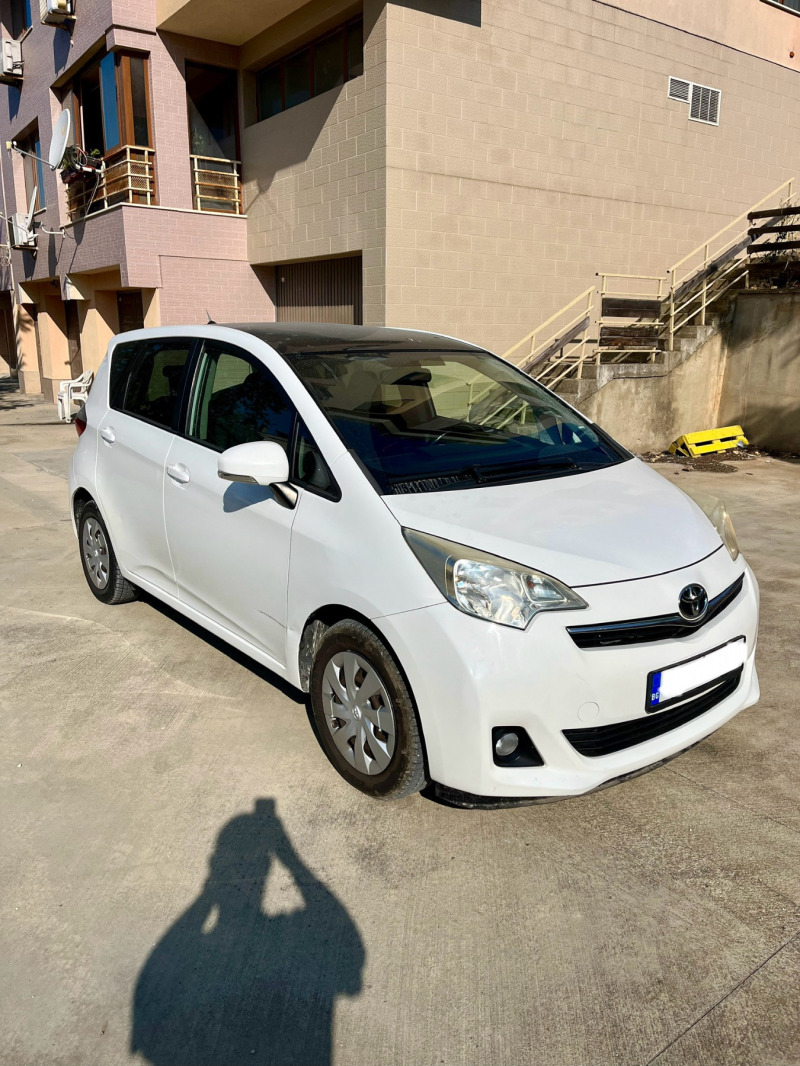 Toyota Verso S, снимка 3 - Автомобили и джипове - 46711573