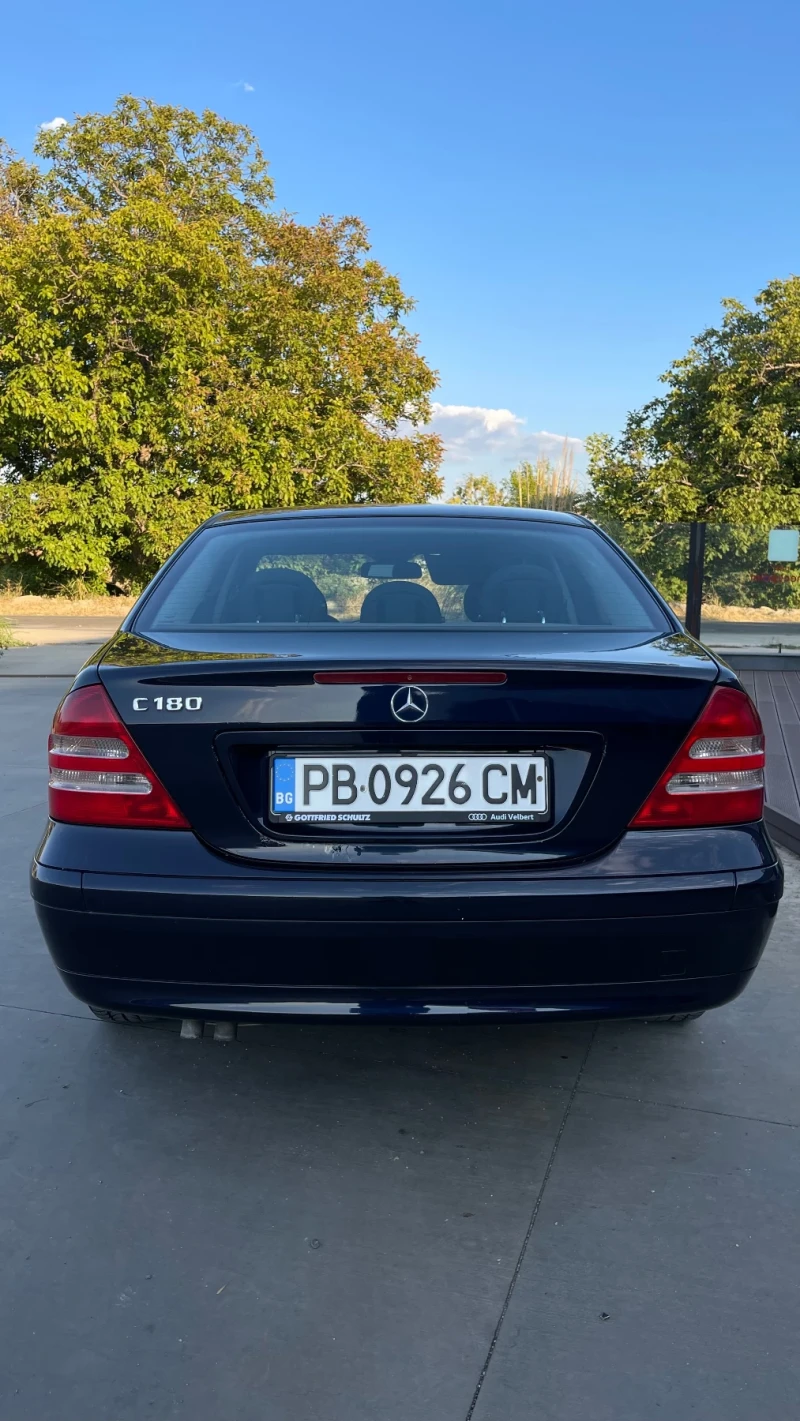 Mercedes-Benz C 180 1.8i. 129 кс., снимка 6 - Автомобили и джипове - 47307781